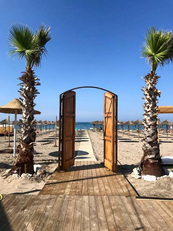 Hotel La Terrazza Barletta Bagian luar foto